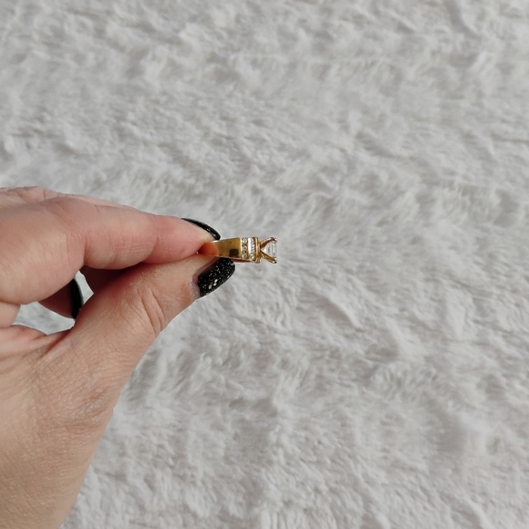 14K Gold QVC Diamonique CZ Stone Ring - Picture 5 of 8